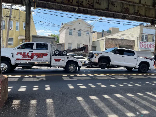 Full Speed Towing Inc. - photo 4