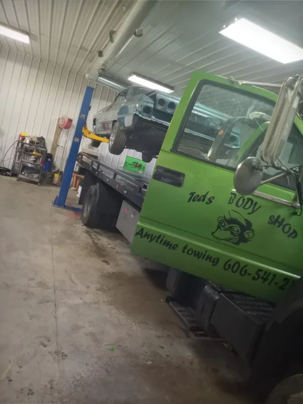 Teds body shop & 24 hour towing - photo 7