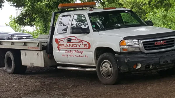 Randy's Body Shop & Towing - photo 4