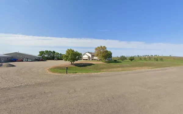 Dawson Body Shop & Towing - photo 4