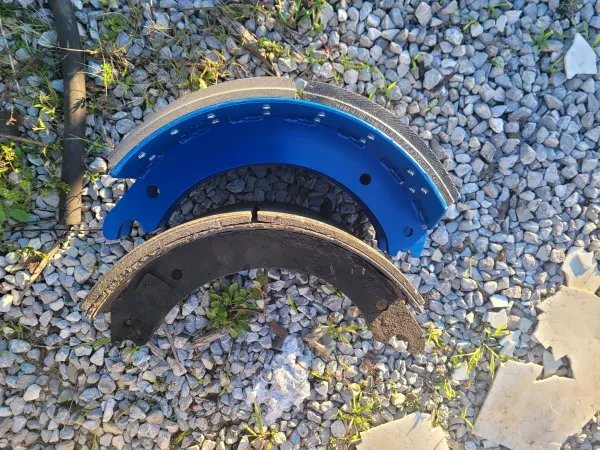 B & T Truck Parts - photo 2
