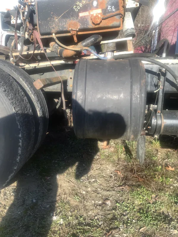 B & T Truck Parts - photo 3