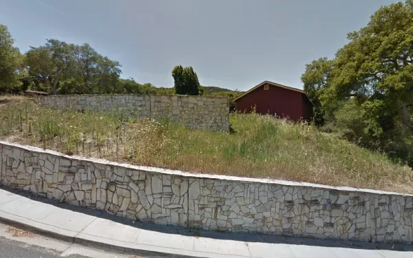 Robles del Rio Old Parking Lot - photo 3