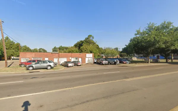Mack's Auto Repair - photo 2