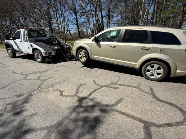 Diggs Towing Service Recovery - photo 3