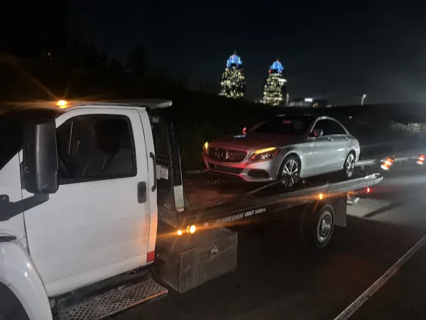 Diggs Towing Service Recovery - photo 4