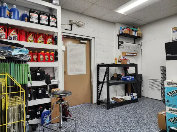 Mike Dents Complete Automotive Services - photo 3