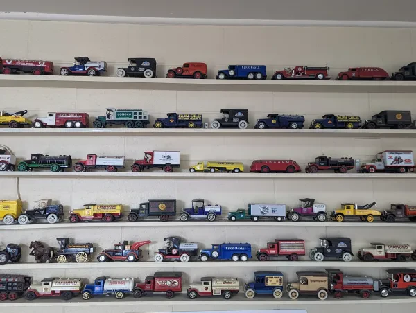 Applewood Auto Body, Inc. - photo 3