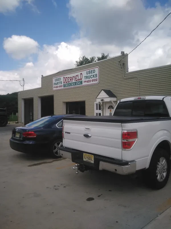 Deerfield Trucks Inc - photo 2
