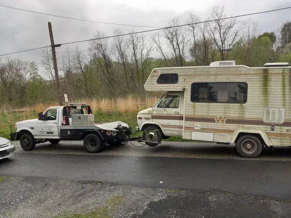 Gary Towing Services - photo 3