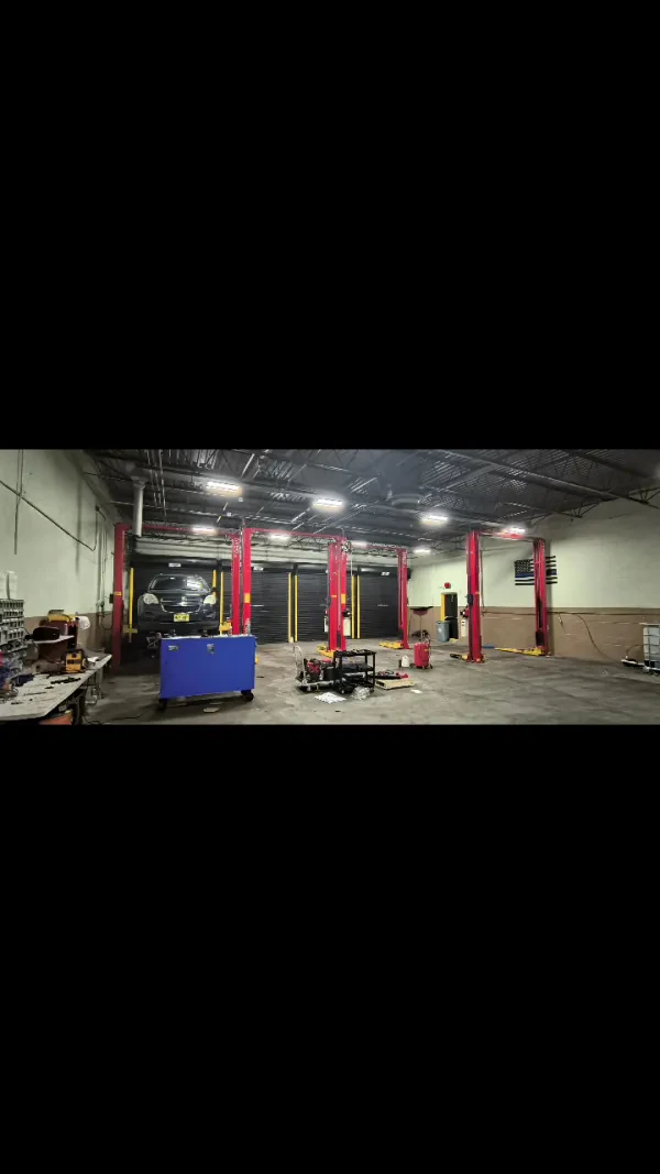 Royal Expert Auto Service & Discount Tire Center.Fleet Repair - photo 2