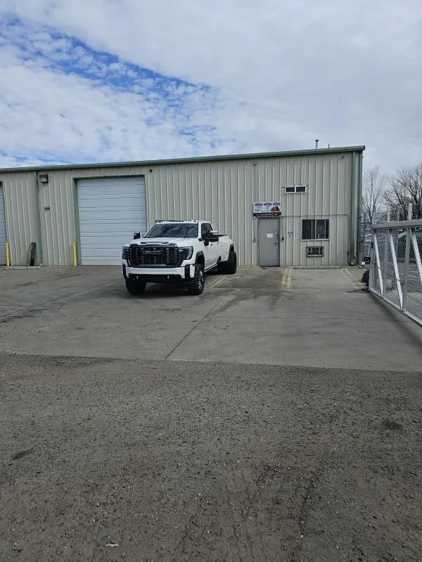 Rocky Mountain Truck Centers - Brighton - photo 2
