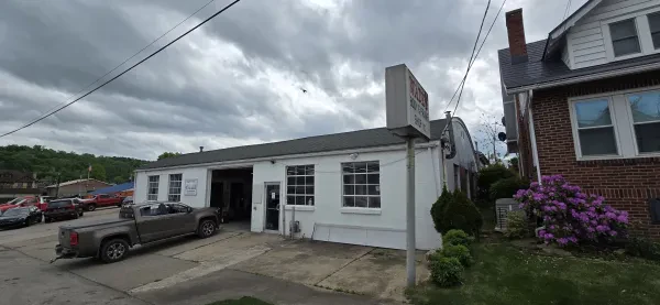 Wade's Body & Frame Shop, Inc. - photo 3