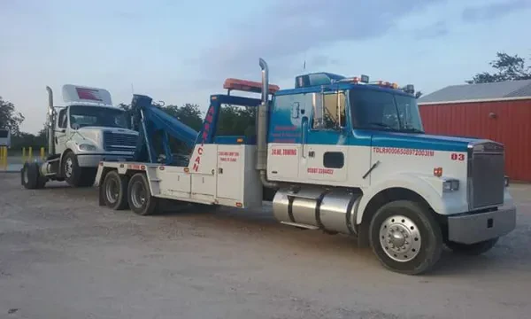 American Towing & Recovery - photo 4