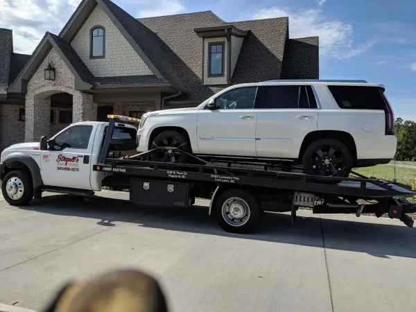 Stegall's Paint & Body LLC 24 HR Towing - photo 3