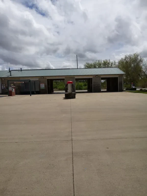 Mike's Service Center and Car Wash Inc. - photo 2