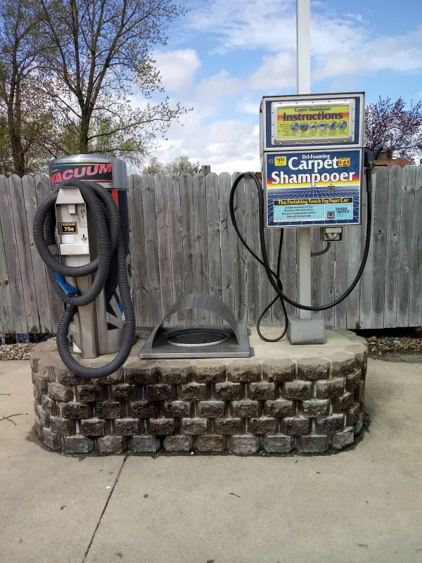 Mike's Service Center and Car Wash Inc. - photo 4