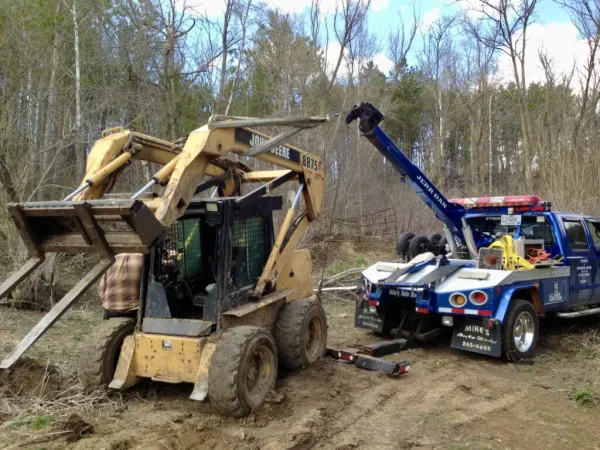 Mike's Auto Body and 24-Hour Towing - photo 2