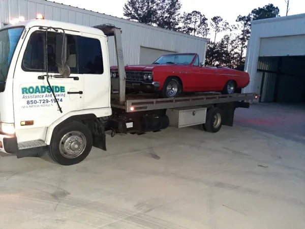 Roadside Assistance and Towing Inc. - photo 4