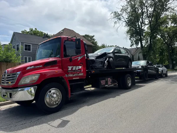 Tip Towing & Recovery - photo 3