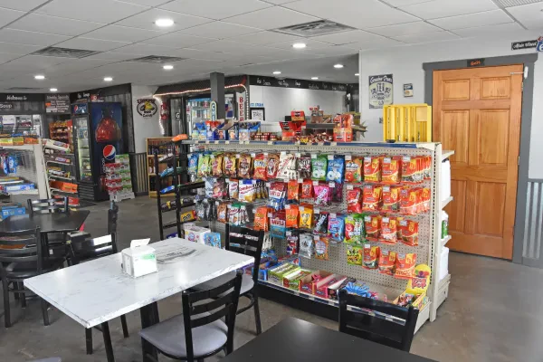 Oly's Garage Convenience & Services - photo 3