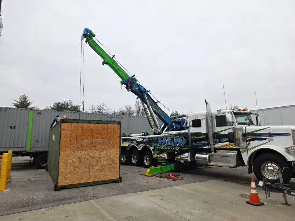 H&H Towing - photo 3