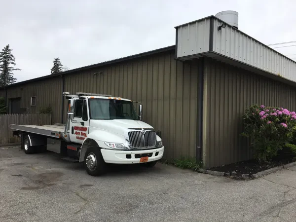 Perry-Lathrop Auto Body - photo 3