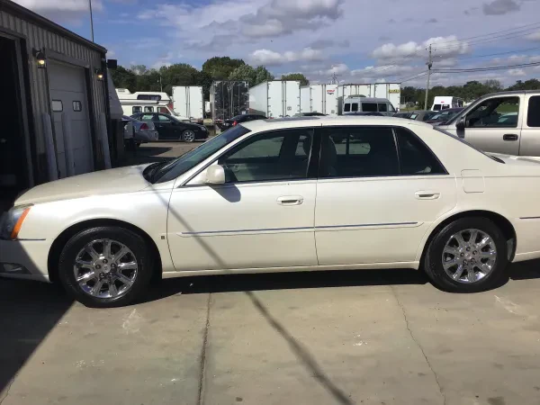 Wheels Unlimited LLC Auto Sales - photo 2