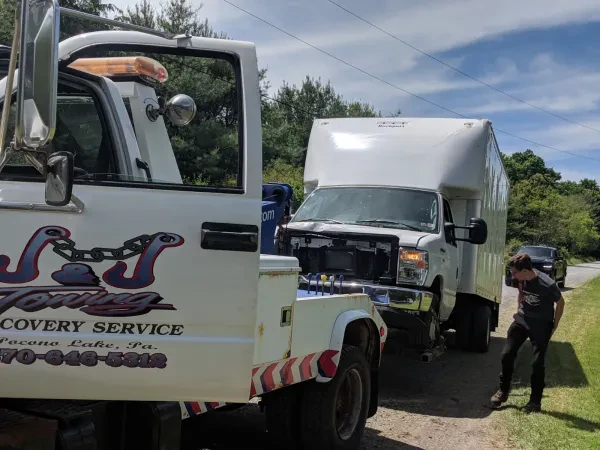 J&J Towing and Recovery Service - photo 2