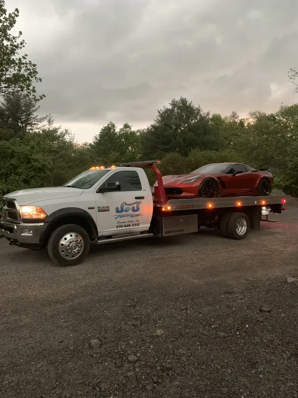 J&J Towing and Recovery Service - photo 3