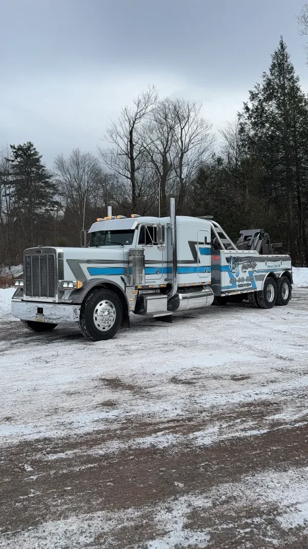 J&J Towing and Recovery Service - photo 4