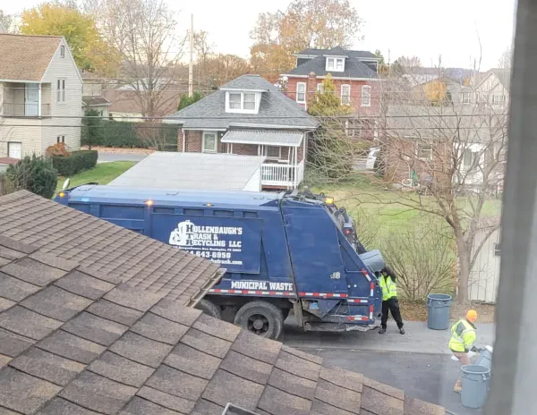 Hollenbaugh's Trash & Recycling, LLC - photo 2