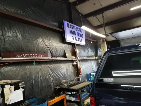 Mastercraft auto parts and Glass - photo 2