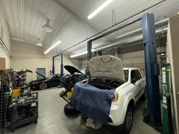 Royal Auto Repair - photo 2