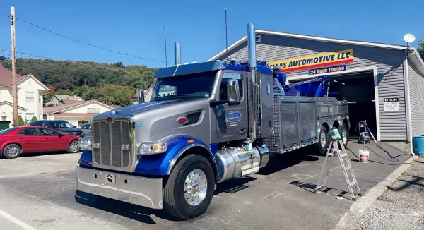 Pellas Towing & Recovery LLC - photo 3