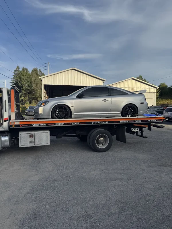 Bud's Towing & Recovery - photo 2