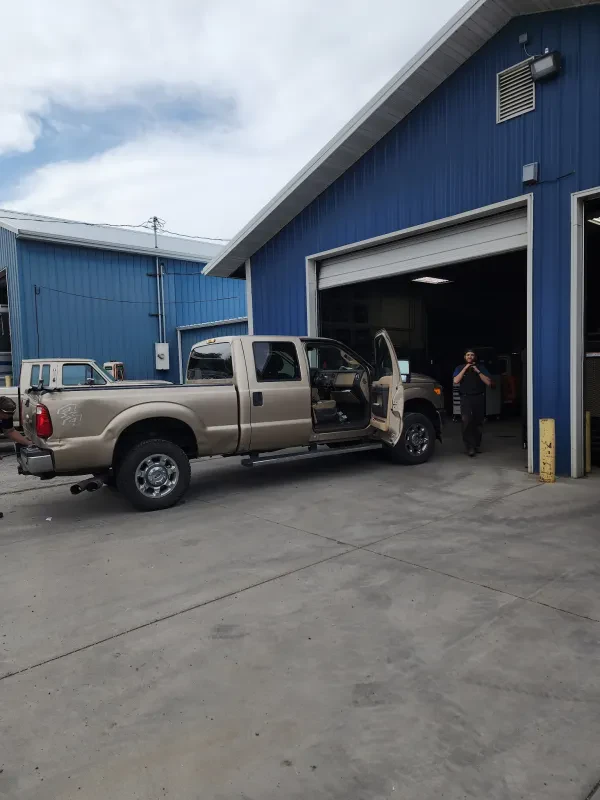 Riverside Auto & Truck Repair - photo 3