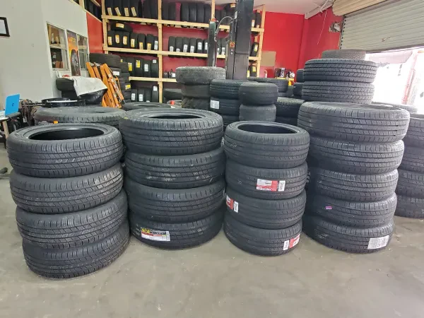 Montura tire shop and road service - photo 4