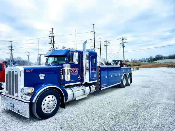 Crossroads Towing & Truck Repair - photo 3