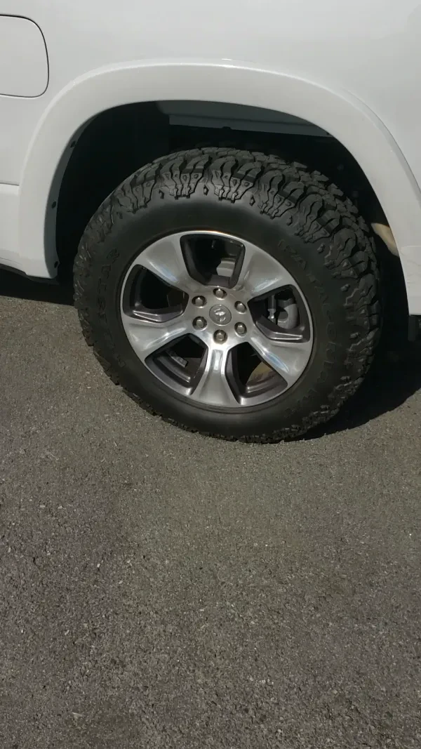 Dukes Muffler and Towing - photo 4