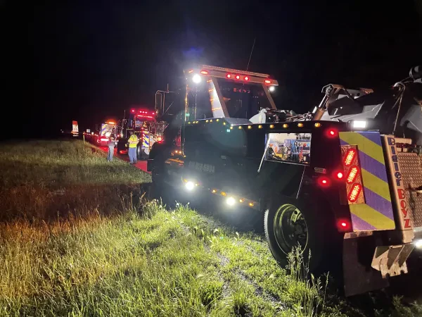 Bigler Boyz Towing & Recovery - Car & Heavy Duty Semi Truck Towing - photo 2