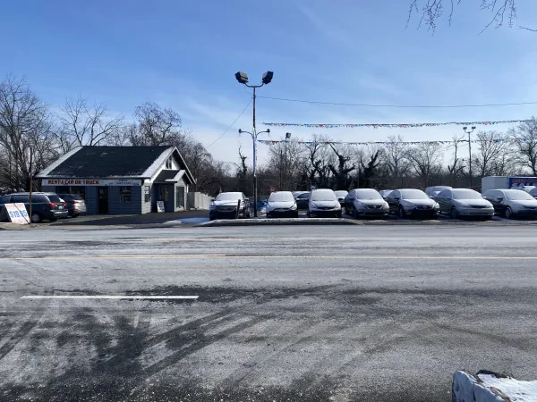 Dino's Used Car Lot - photo 2