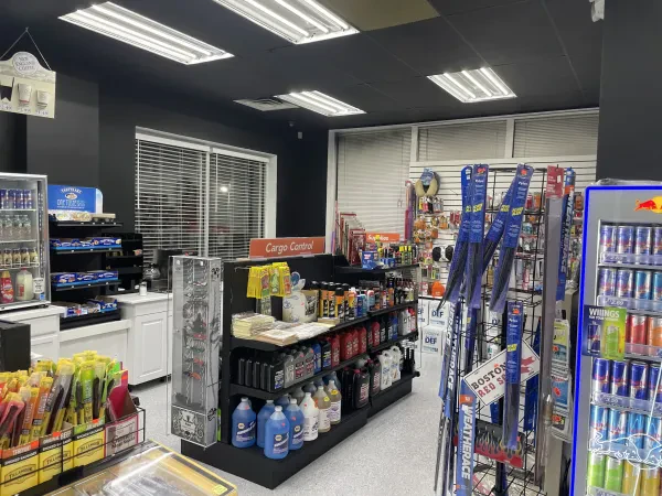 Vineland Truck Stop - photo 2