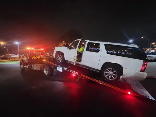 Rob's Towing & Hauling - photo 4
