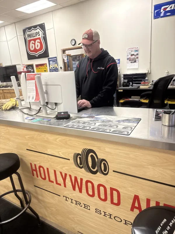 Hollywood Auto - photo 4