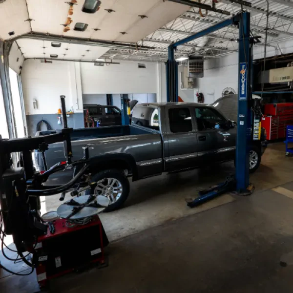 Steve's Towing and Auto Repair - photo 4