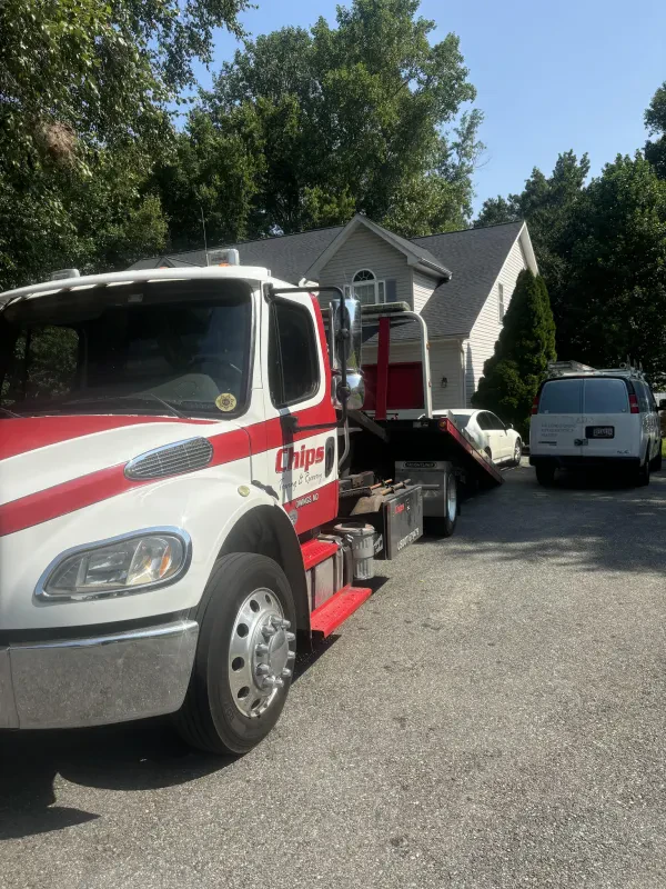 Chips Towing & Recovery - photo 3