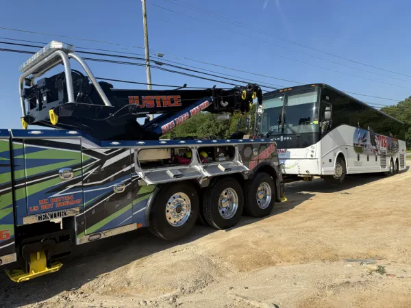 Justice Towing & Transport - photo 2