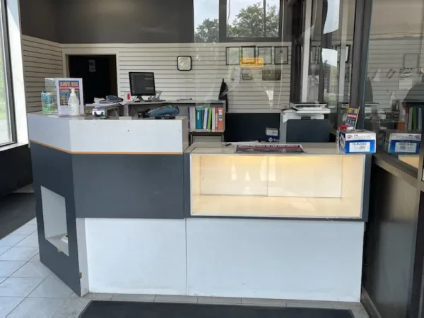 Monro Auto Service and Tire Centers - photo 4