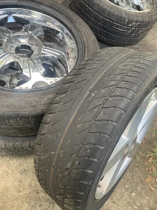 Browns Used Tires & Repairs LLC - photo 3
